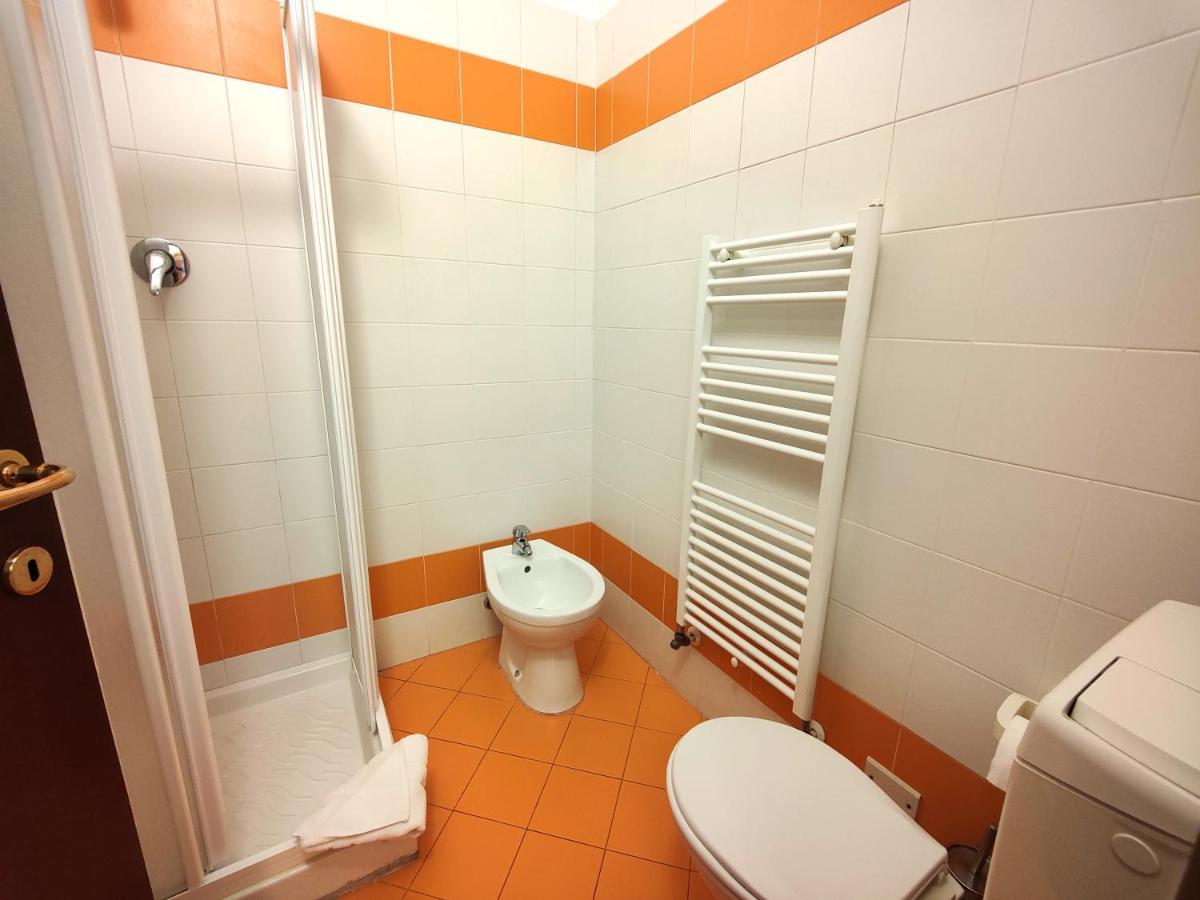 Hostdomus - Terry Suite Turin Extérieur photo